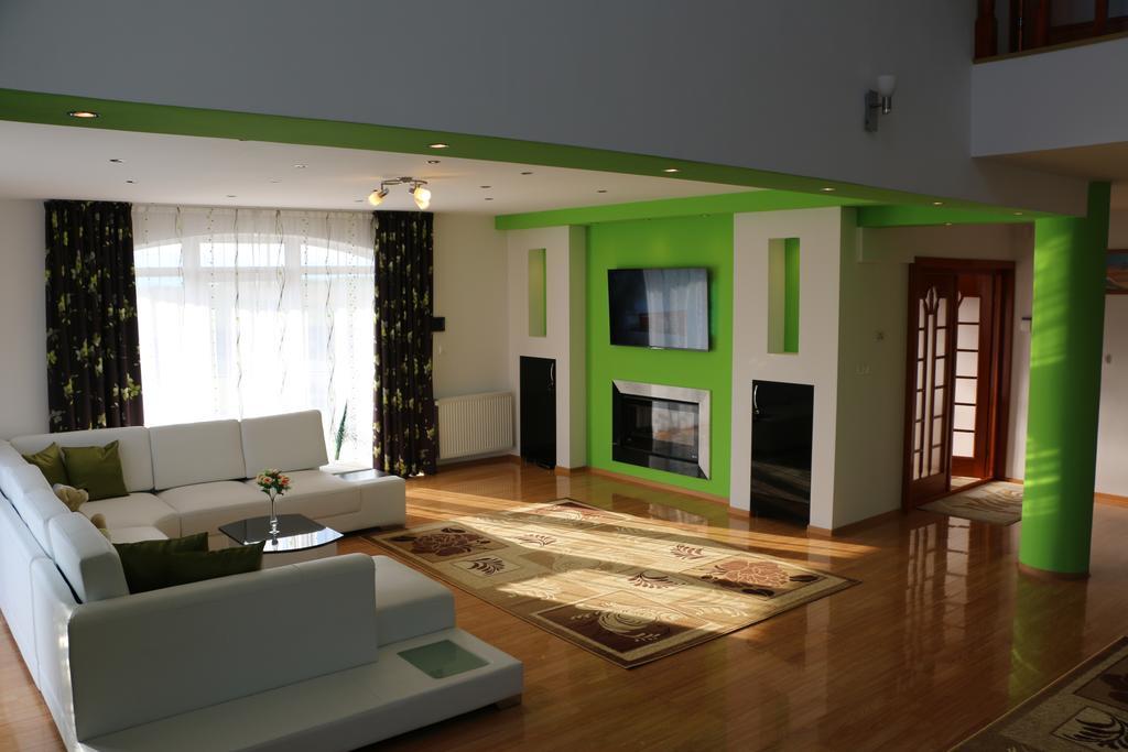 Sanderson Apartments Меркуря-Чук Номер фото
